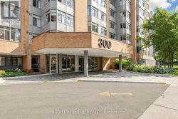 PH9 - 300 WEBB DRIVE  Mississauga, ON L5B 3W3