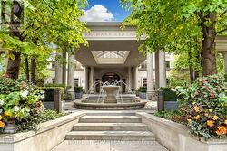 512 - 78 HARRISON GARDEN BOULEVARD Toronto, ON M2N 7E2