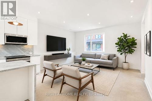 LANEWAY HOUSE - 266 INDIAN GROVE , Toronto, Ontario M6P 2H5 4