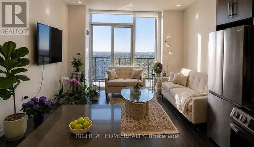PH12 - 95 ONEIDA CRESCENT  Richmond Hill, ON L4B 0H5