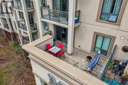 301 - 2490 OLD BRONTE ROAD Oakville, ON L6M 0Y5
