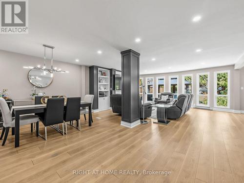 4236 Credit Pointe Drive, Mississauga, ON - Indoor Photo Showing Dining Room