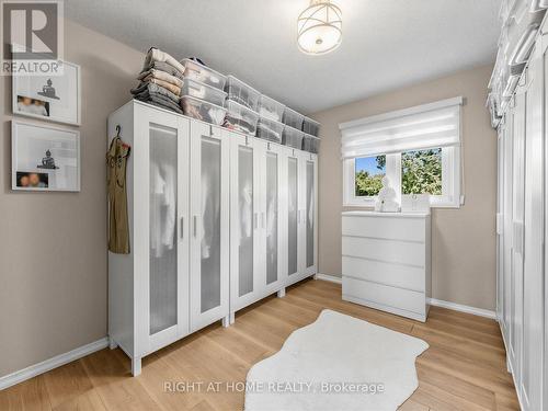 4236 Credit Pointe Drive, Mississauga, ON - Indoor Photo Showing Other Room