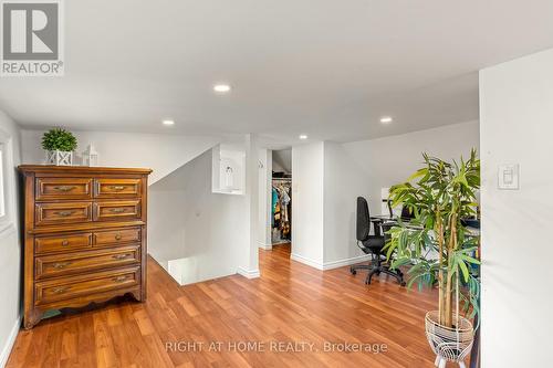 5317 County 9 Road, Clearview, ON - Indoor