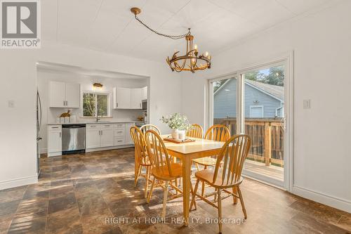 5317 County 9 Road, Clearview, ON - Indoor Photo Showing Dining Room