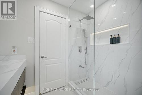 44 Crew Crescent, Vaughan, ON - Indoor