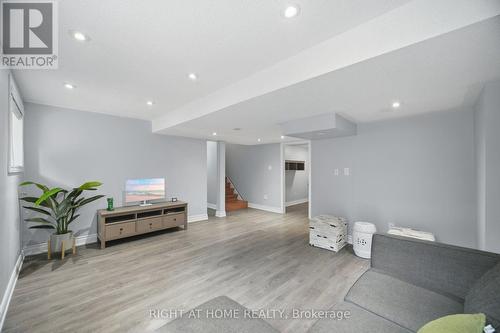 44 Crew Crescent, Vaughan, ON - Indoor