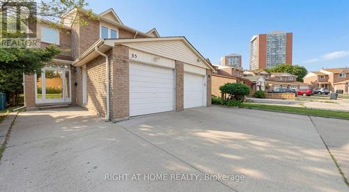 35 Chalfield Lane, Mississauga, ON - Outdoor