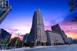 509 - 628 FLEET STREET Toronto, ON M5V 1A8
