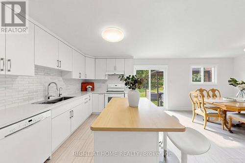 2614 Pollard Drive, Mississauga, ON - Indoor Photo Showing Kitchen