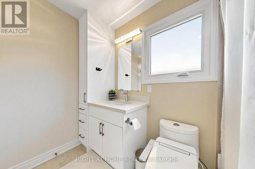 2614 Pollard Drive, Mississauga, ON - Indoor Photo Showing Bathroom