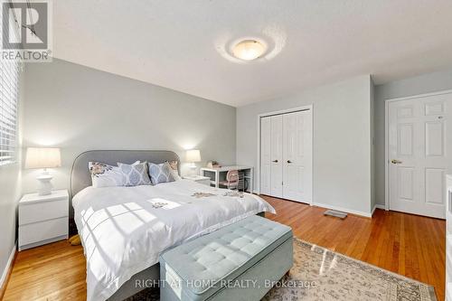 2614 Pollard Drive, Mississauga, ON - Indoor Photo Showing Bedroom