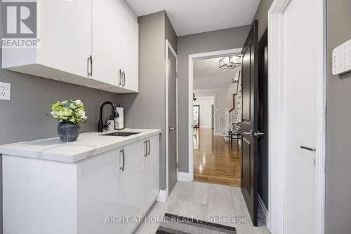 18 Oak Lea Circle, Markham, ON - Indoor Photo Showing Other Room