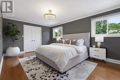 18 Oak Lea Circle, Markham, ON - Indoor Photo Showing Bedroom