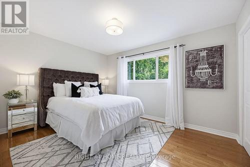 18 Oak Lea Circle, Markham, ON - Indoor Photo Showing Bedroom