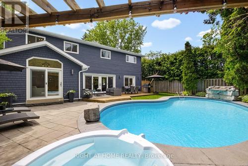 18 Oak Lea Circle, Markham, ON - Outdoor With In Ground Pool With Deck Patio Veranda With Backyard