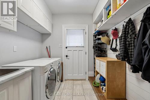 3525 Bertrand Road, Mississauga, ON - Indoor Photo Showing Laundry Room