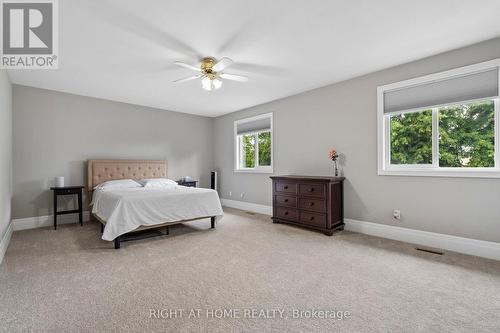 3525 Bertrand Road, Mississauga, ON - Indoor Photo Showing Bedroom
