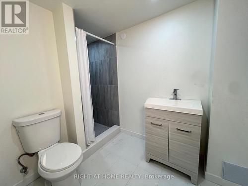 LOWER2 - 62 MCCLENNY DRIVE , Aurora, Ontario L4G 5N6 2