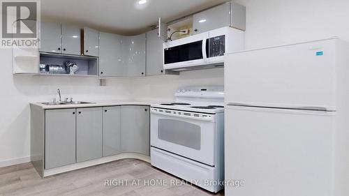 LOWER2 - 62 MCCLENNY DRIVE , Aurora, Ontario L4G 5N6 5