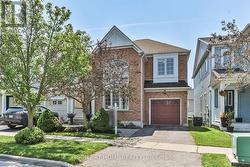 94 MOYNAHAN CRESCENT Ajax, ON L1Z 1M4