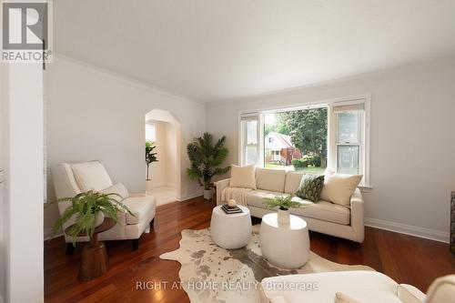 2 Midholm Drive, Toronto, ON - Indoor Photo Showing Living Room