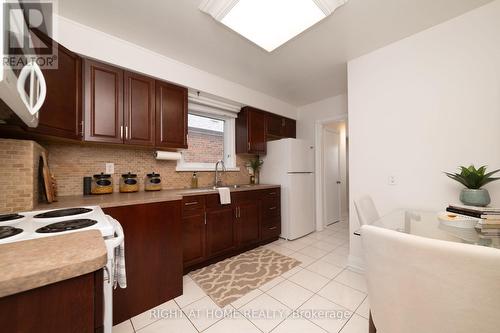 2 Midholm Drive, Toronto, ON - Indoor Photo Showing Kitchen