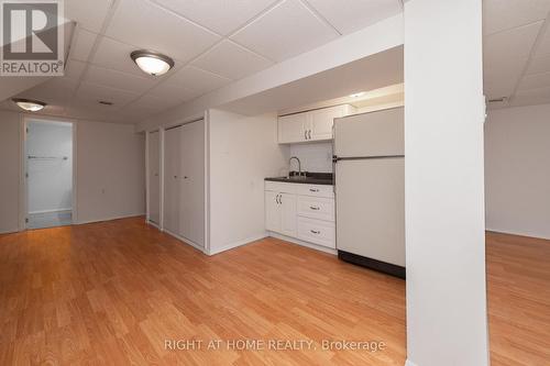 2 Midholm Drive, Toronto, ON - Indoor