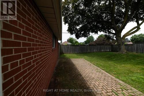 2 Midholm Drive, Toronto, ON - Outdoor