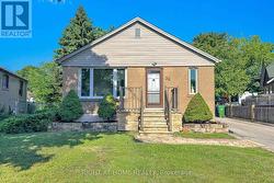 36 HUNTSMOOR ROAD Toronto, ON M9W 3R5