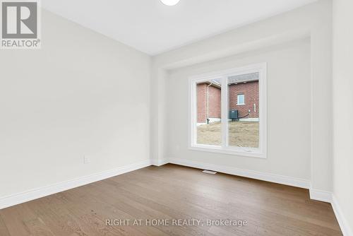 76 Ruby Ridge, Oro-Medonte, ON - Indoor Photo Showing Other Room