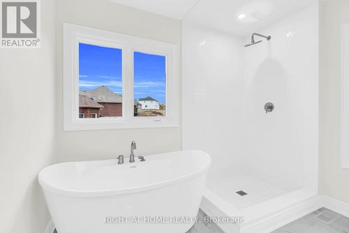 76 Ruby Ridge, Oro-Medonte, ON - Indoor Photo Showing Bathroom