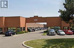 4 - 1228 GORHAM STREET Newmarket, ON L3Y 8Z1