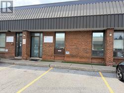 55 - 101 TORO ROAD Toronto, ON M3J 2Z1