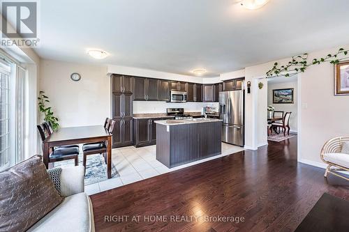 33 Drexel Road, Brampton, ON - Indoor Photo Showing Kitchen With Stainless Steel Kitchen