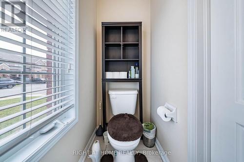 33 Drexel Road, Brampton, ON - Indoor Photo Showing Bathroom