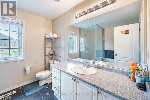 33 Drexel Road, Brampton, ON - Indoor Photo Showing Bathroom
