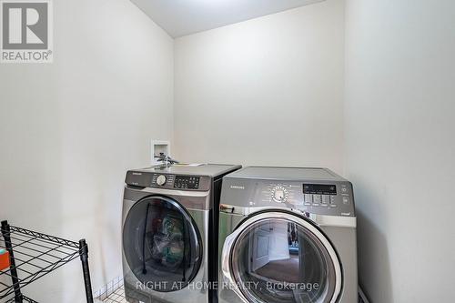 33 Drexel Road, Brampton, ON - Indoor Photo Showing Laundry Room