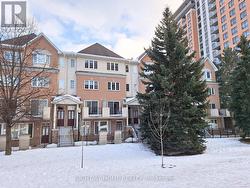 821 GRANDVIEW WAY Toronto, ON M2N 6V5