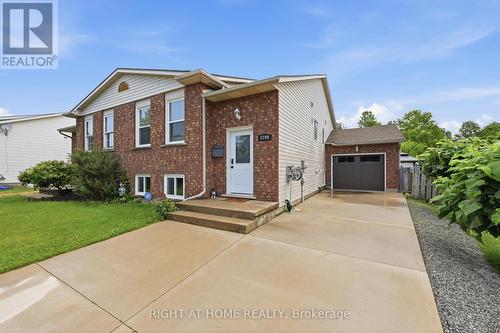 5709 DEERBROOK STREET  Niagara Falls, ON L2G 7V6