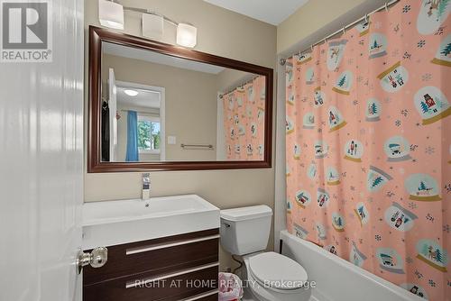 5531 Whistler Crescent, Mississauga, ON - Indoor Photo Showing Bathroom