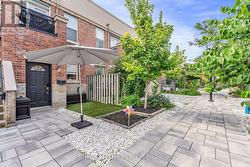 104 - 55 HALTON STREET Toronto, ON M6J 1R5