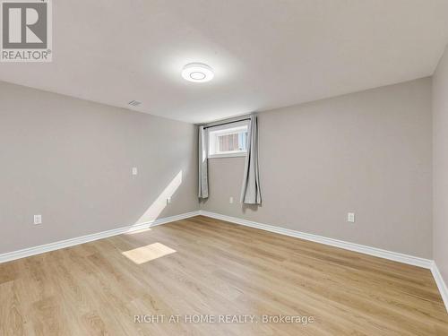 1 Welbourn Drive, Hamilton, ON - Indoor Photo Showing Other Room
