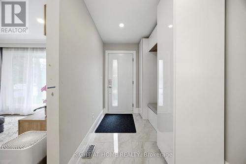 1565 Kipper Avenue, Mississauga, ON - Indoor Photo Showing Other Room