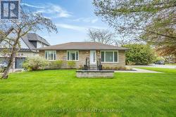 1565 KIPPER AVENUE  Mississauga, ON L5G 4C9