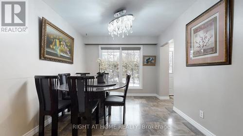 301 Garner Road E, Hamilton, ON - Indoor Photo Showing Dining Room