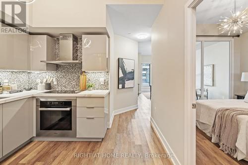 329 - 30 Shore Breeze Drive, Toronto, ON - Indoor Photo Showing Kitchen