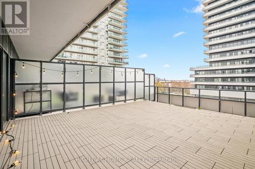 329 - 30 Shore Breeze Drive, Toronto, ON - Outdoor