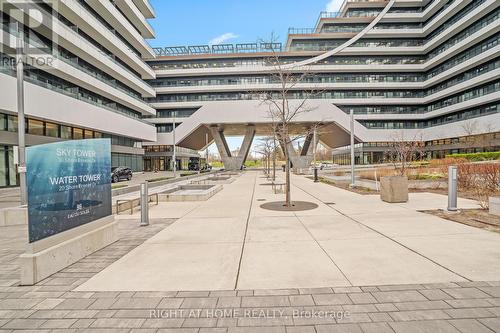 329 - 30 Shore Breeze Drive, Toronto, ON - 