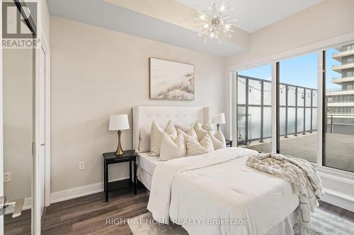 329 - 30 Shore Breeze Drive, Toronto, ON - Indoor Photo Showing Bedroom